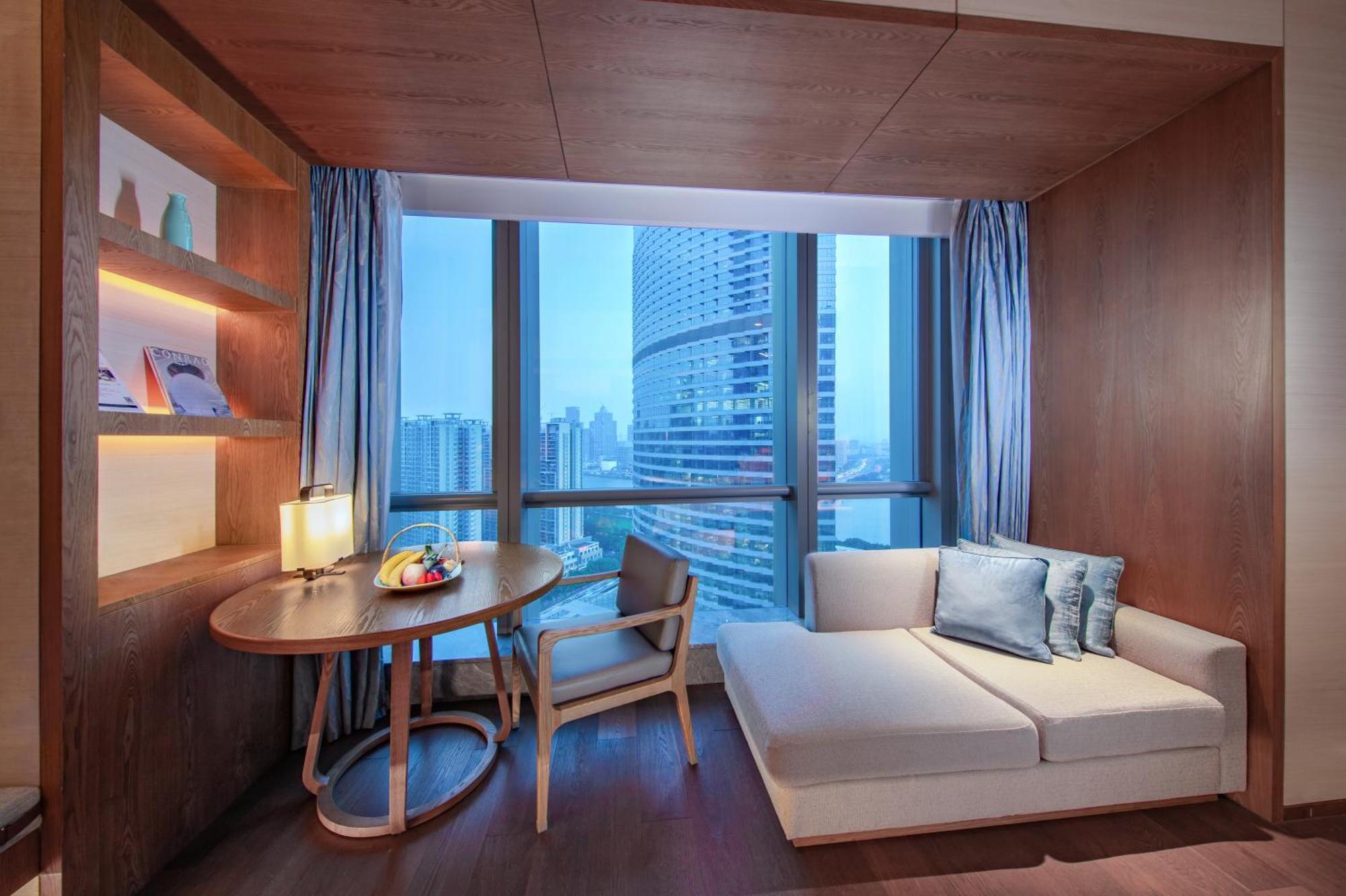 Conrad Guangzhou Hotel Exterior photo