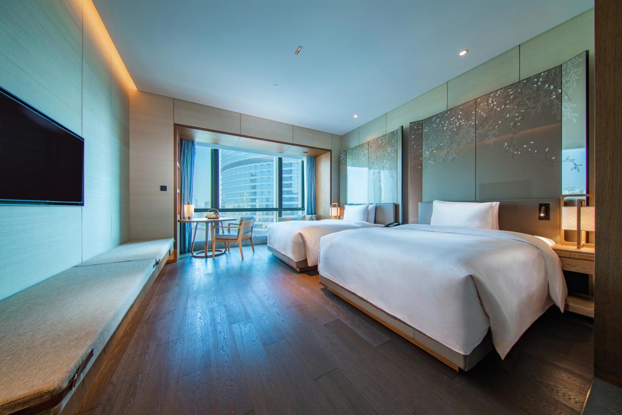 Conrad Guangzhou Hotel Exterior photo