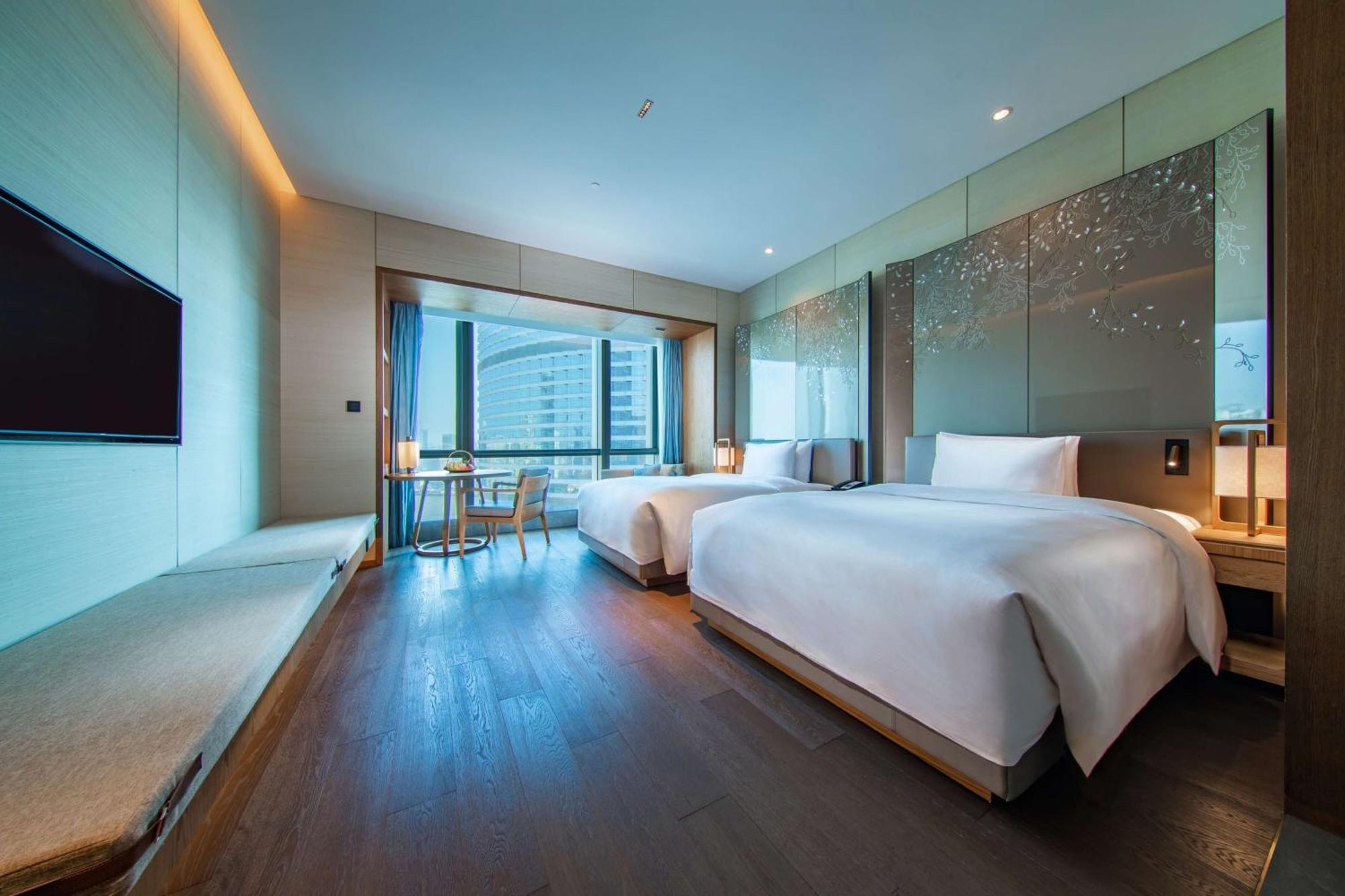 Conrad Guangzhou Hotel Exterior photo