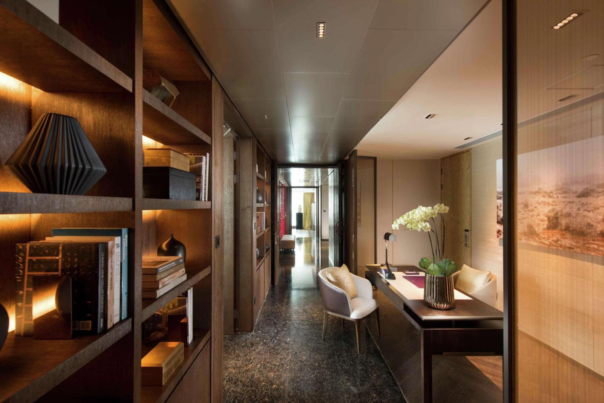 Conrad Guangzhou Hotel Exterior photo