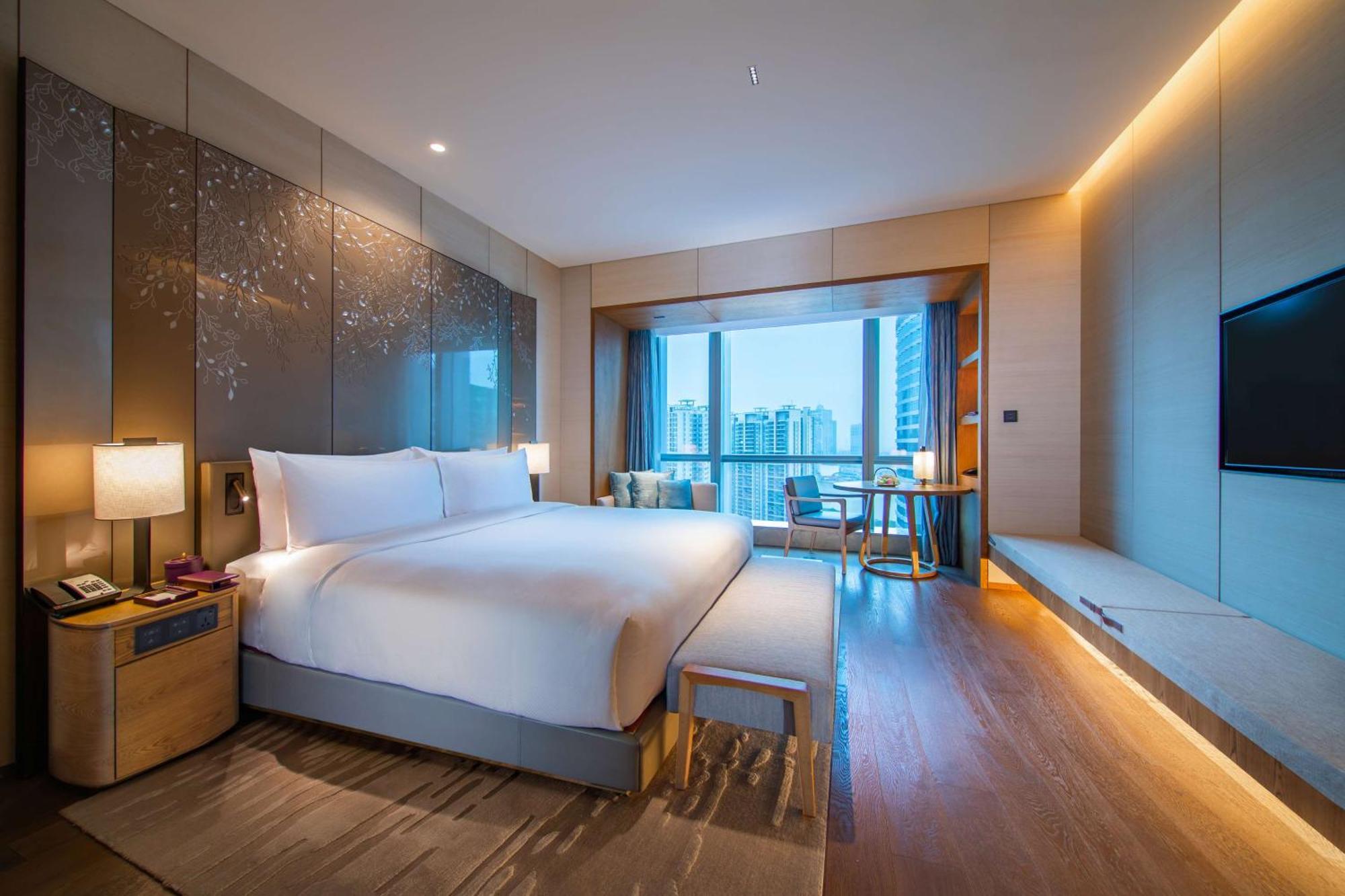 Conrad Guangzhou Hotel Exterior photo