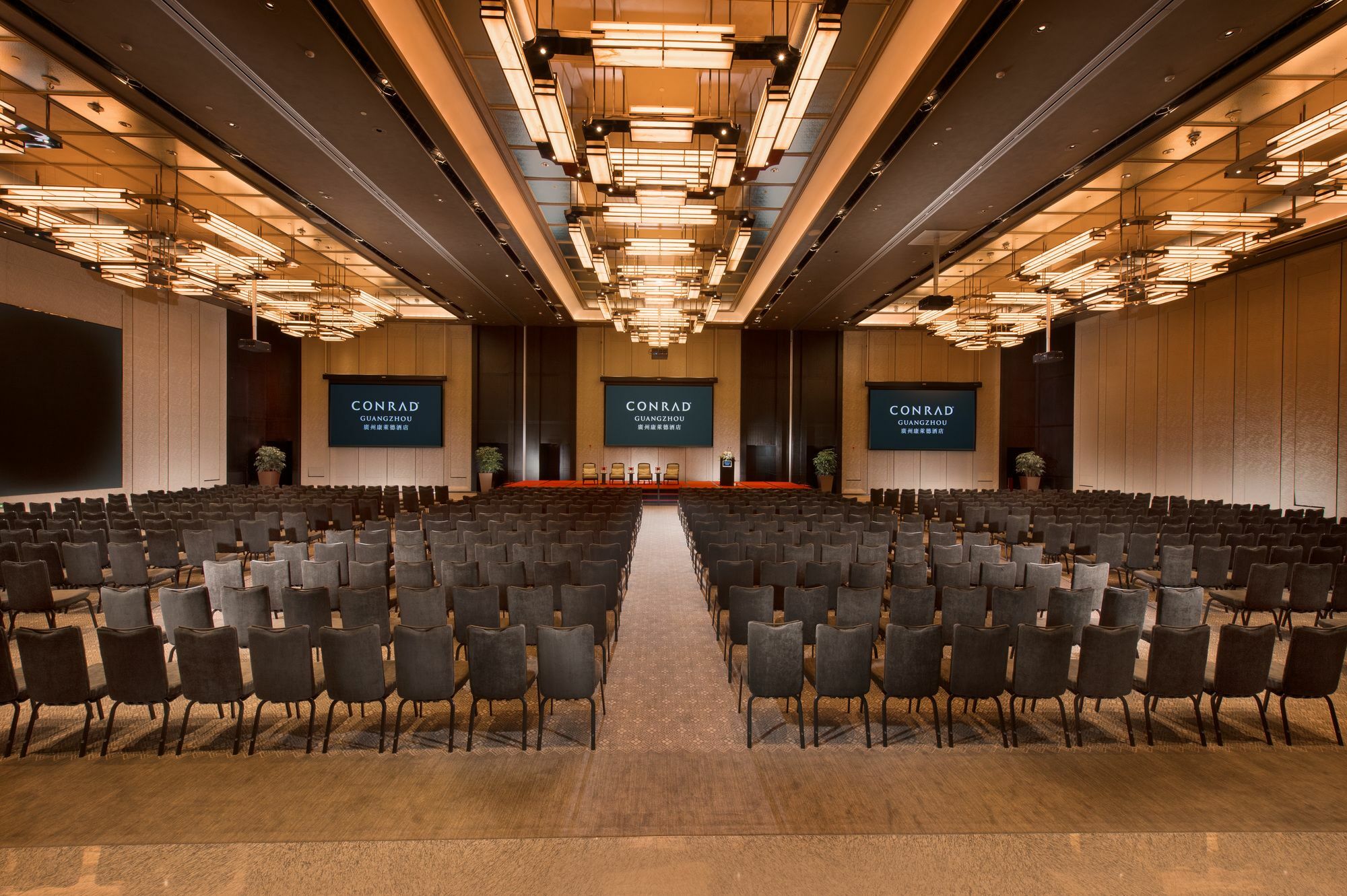 Conrad Guangzhou Hotel Exterior photo