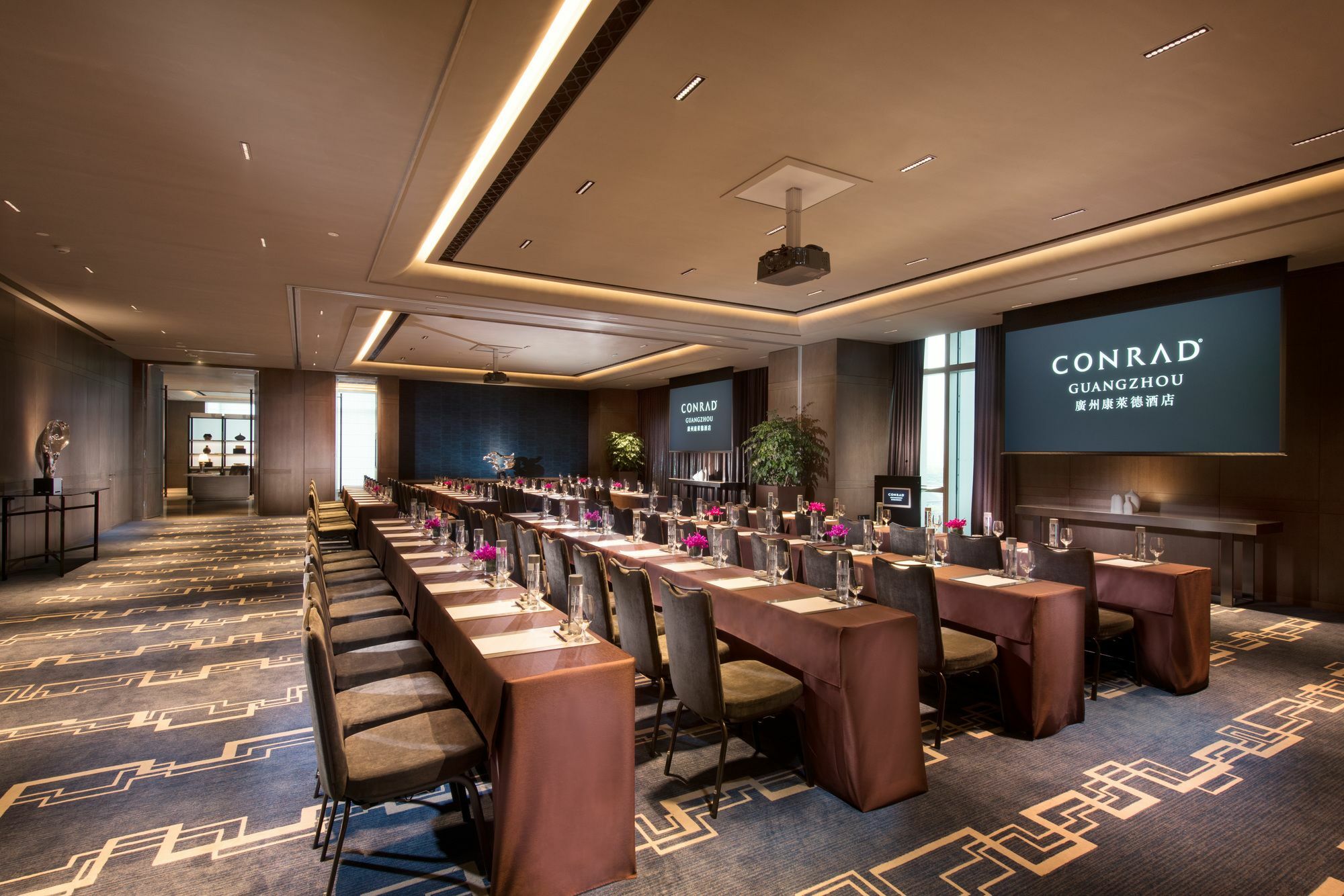 Conrad Guangzhou Hotel Exterior photo
